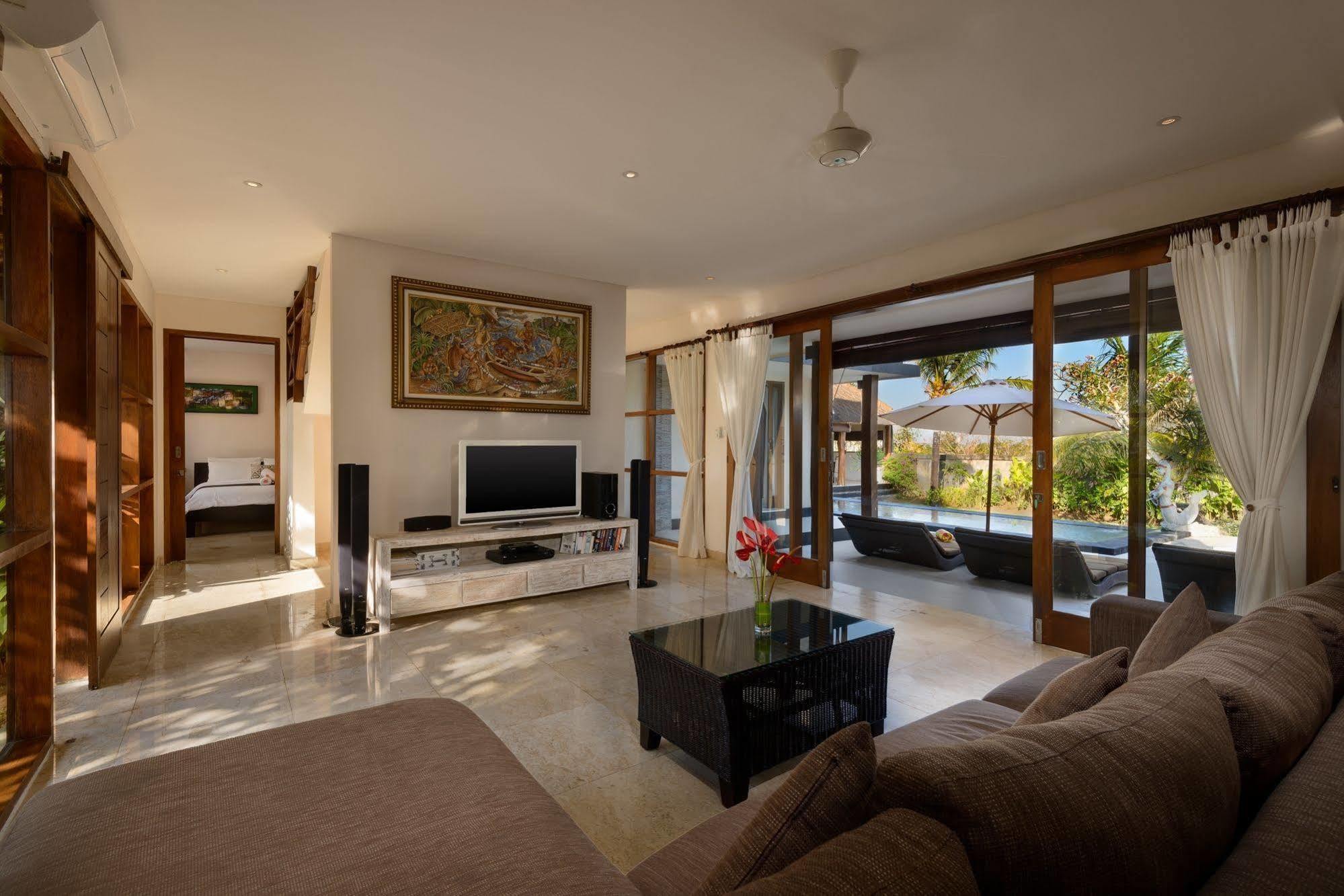Adinda Balangan Beach Villa Jimbaran Eksteriør bilde